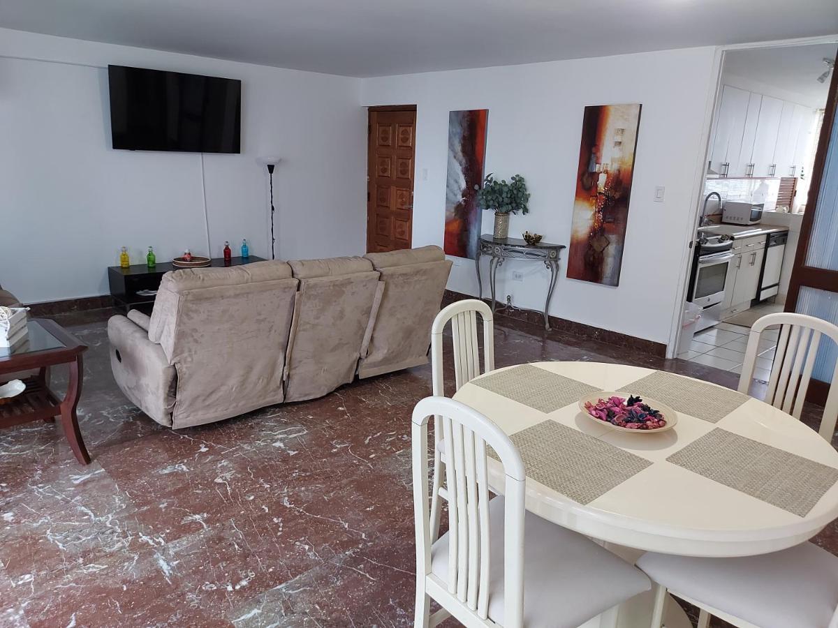 Condado San Juan Prime location 5minsWalk To Beach Exterior foto