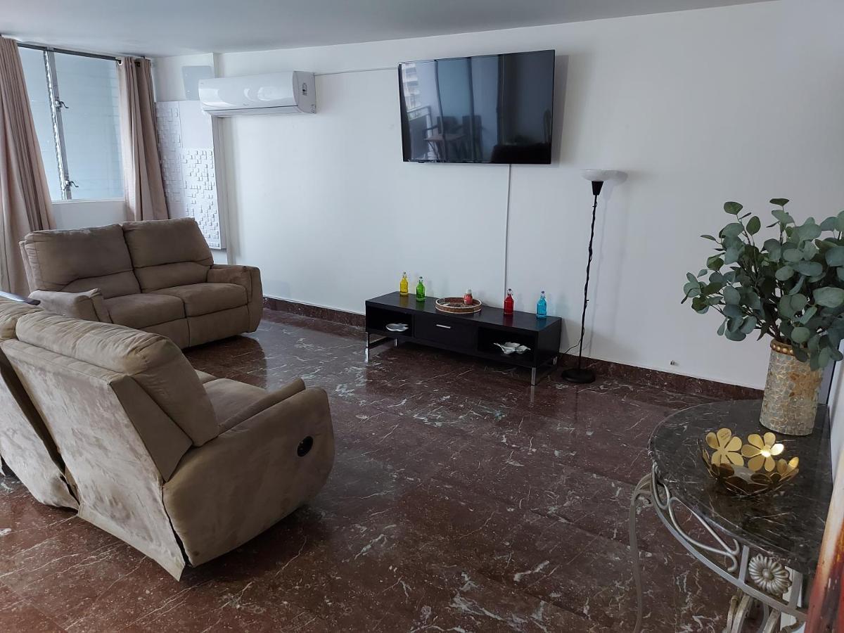 Condado San Juan Prime location 5minsWalk To Beach Exterior foto
